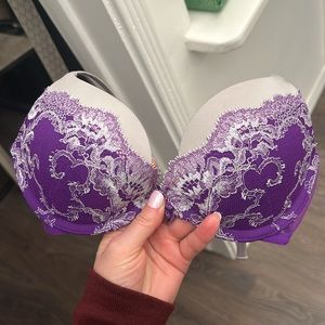 Victoria’s Secret 34A bra super sexy EUC